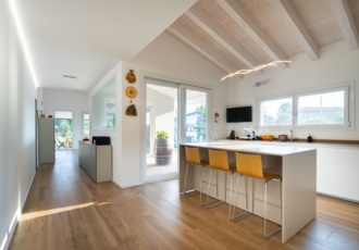 casa in legno luminosa 