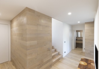 casa-prefabbricata-interno-porta-scomparsa 