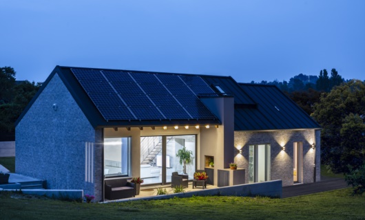 Casa in xlam prefabbricata con ampi spazi open space 