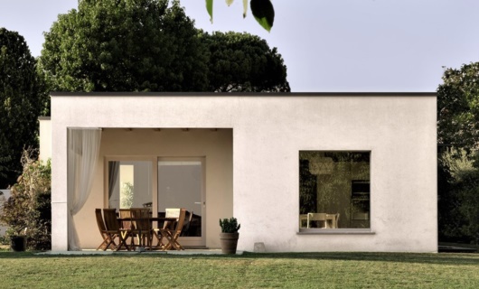 Casa moderna prefabbricata a telaio 